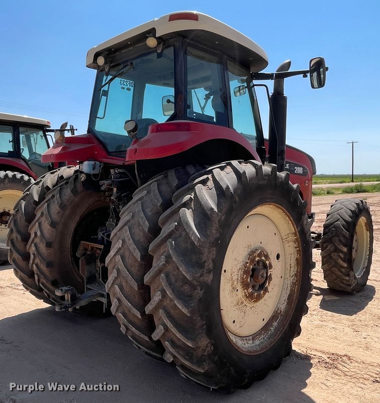 image for item DN5186 Versatile 280  MFWD tractor