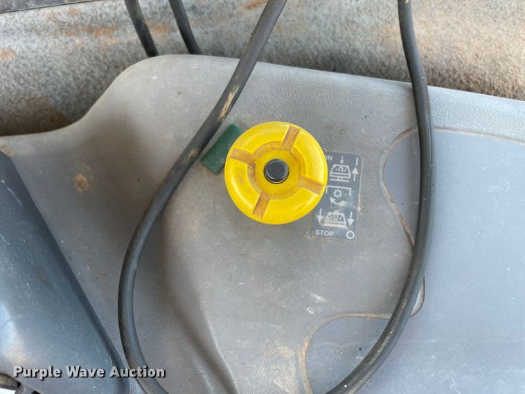 image for item DN5186 Versatile 280  MFWD tractor