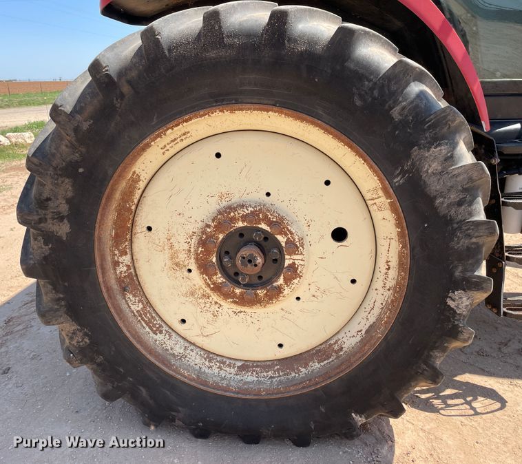 image for item DN5186 Versatile 280  MFWD tractor