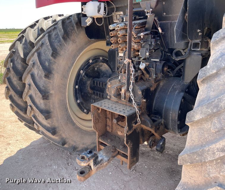 image for item DN5187 2011 Versatile 280  MFWD tractor