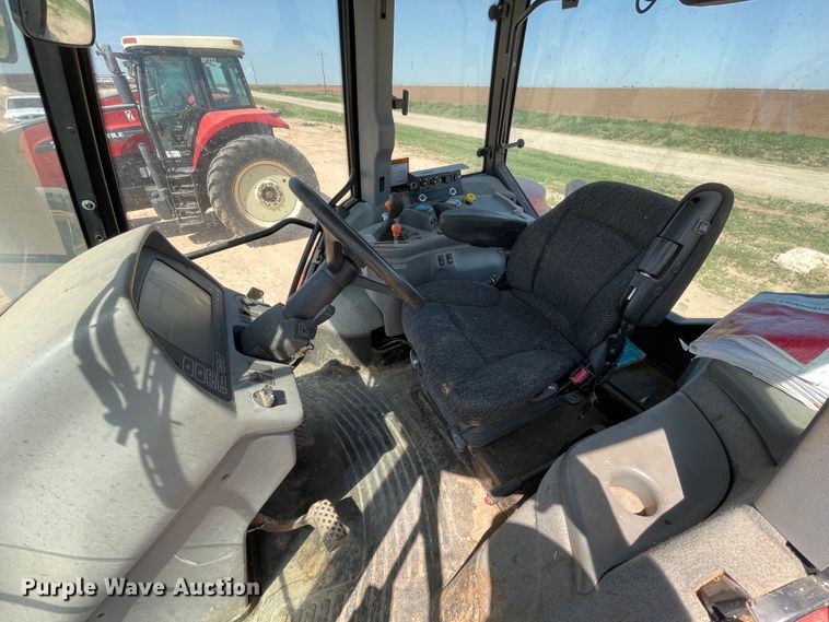 image for item DN5187 2011 Versatile 280  MFWD tractor