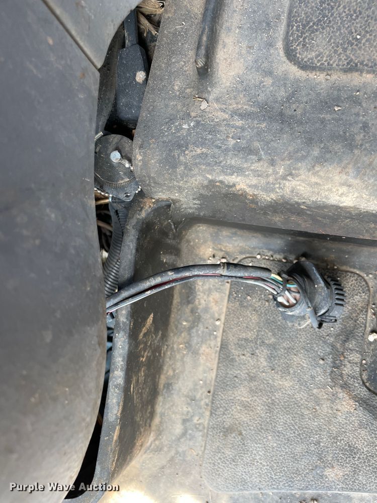 image for item DN5187 2011 Versatile 280  MFWD tractor