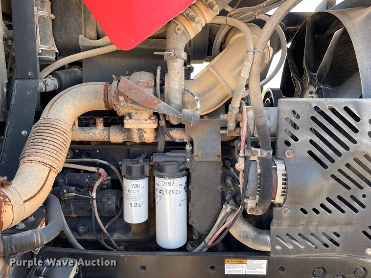 image for item DN5187 2011 Versatile 280  MFWD tractor