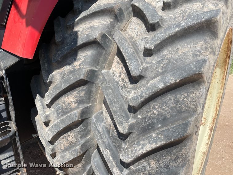 image for item DN5187 2011 Versatile 280  MFWD tractor