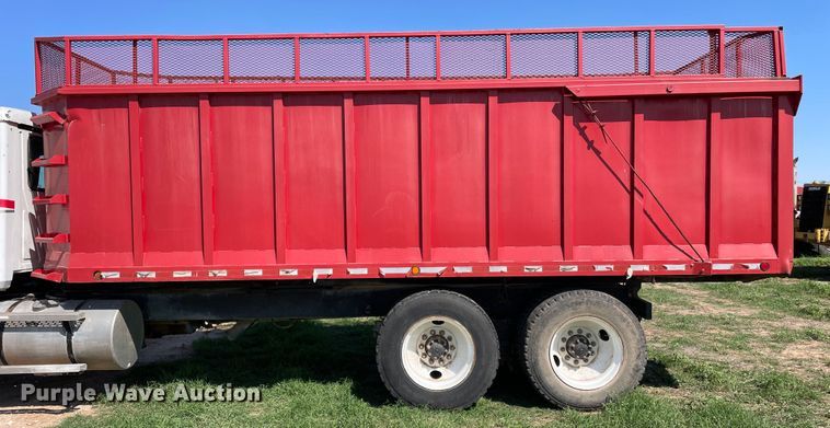 image for item DN5191 1994 Mack CH612  silage truck