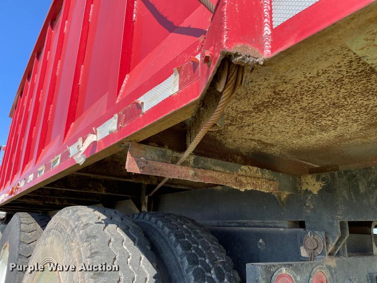 image for item DN5191 1994 Mack CH612  silage truck