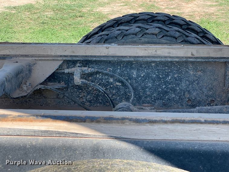 image for item DN5191 1994 Mack CH612  silage truck