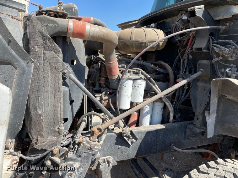 image for item DN5191 1994 Mack CH612  silage truck