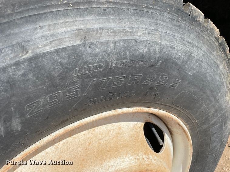 image for item DN5191 1994 Mack CH612  silage truck