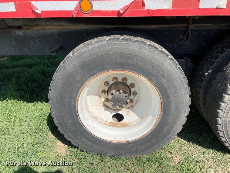 image for item DN5191 1994 Mack CH612  silage truck