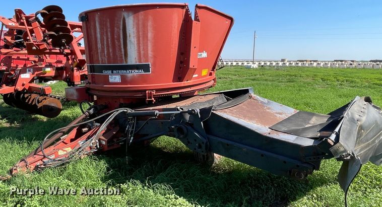 image for item DN5194 Case IH 8610  bale processor