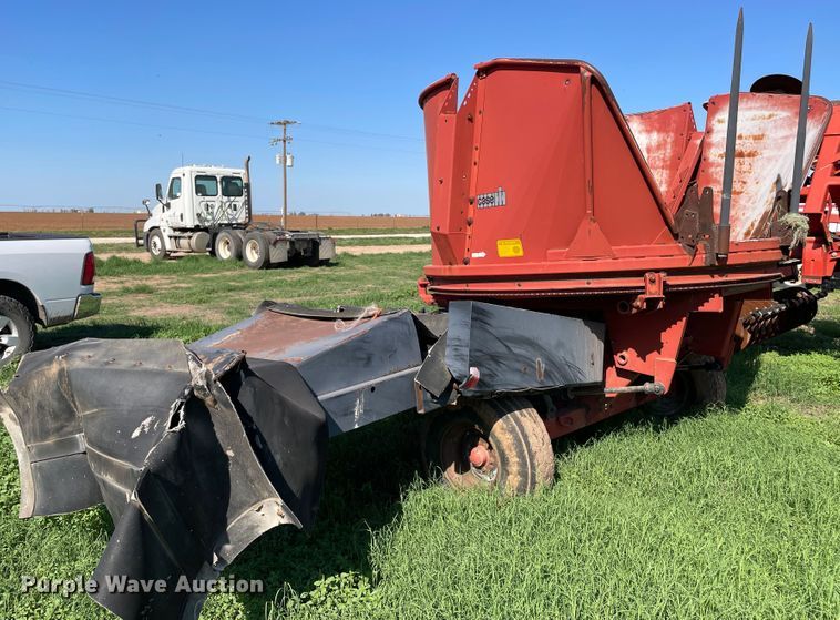 image for item DN5194 Case IH 8610  bale processor