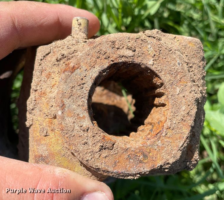 image for item DN5194 Case IH 8610  bale processor