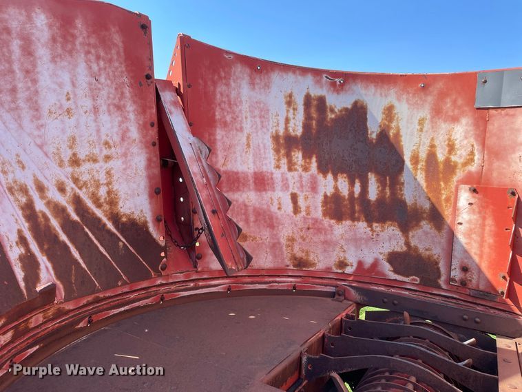 image for item DN5194 Case IH 8610  bale processor