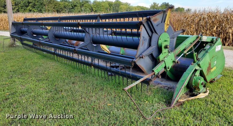 image for item DN6856 John Deere 925  rigid head