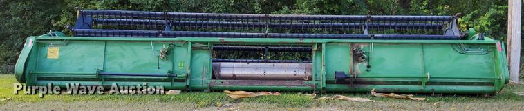 image for item DN6856 John Deere 925  rigid head