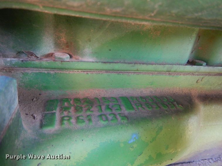 image for item DO1579 1984 John Deere 2950  MFWD tractor