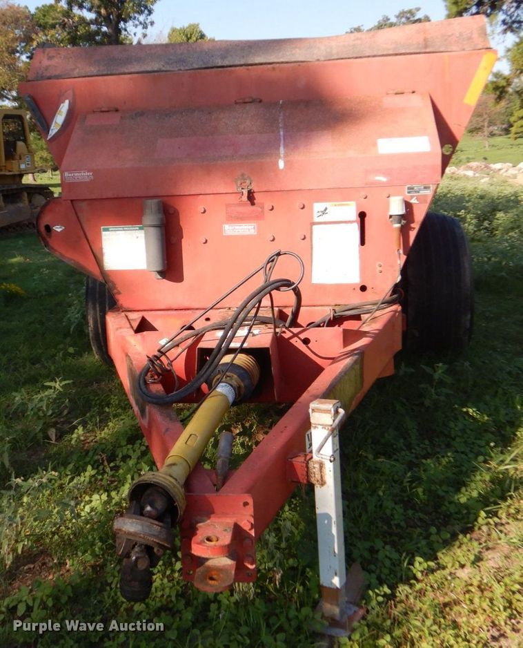 image for item DO1583 Meyer VForce 7500  manure spreader