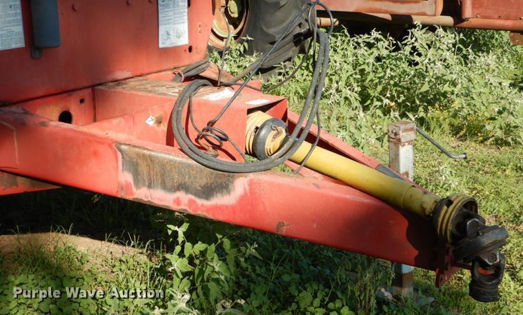 image for item DO1583 Meyer VForce 7500  manure spreader