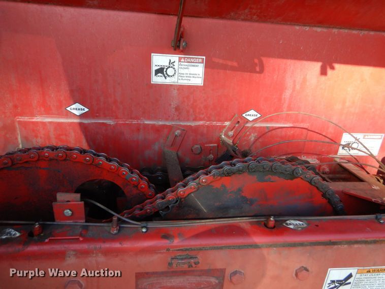 image for item DO1583 Meyer VForce 7500  manure spreader