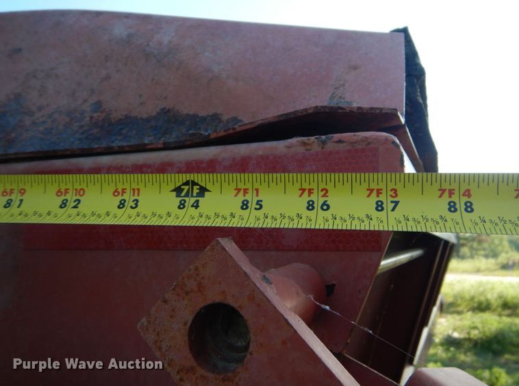 image for item DO1583 Meyer VForce 7500  manure spreader