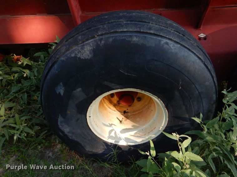 image for item DO1583 Meyer VForce 7500  manure spreader