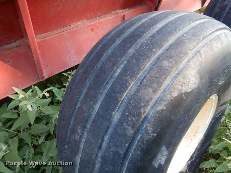 image for item DO1583 Meyer VForce 7500  manure spreader