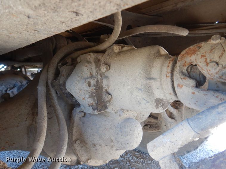 image for item DP0314 1993 International 4954  grain truck