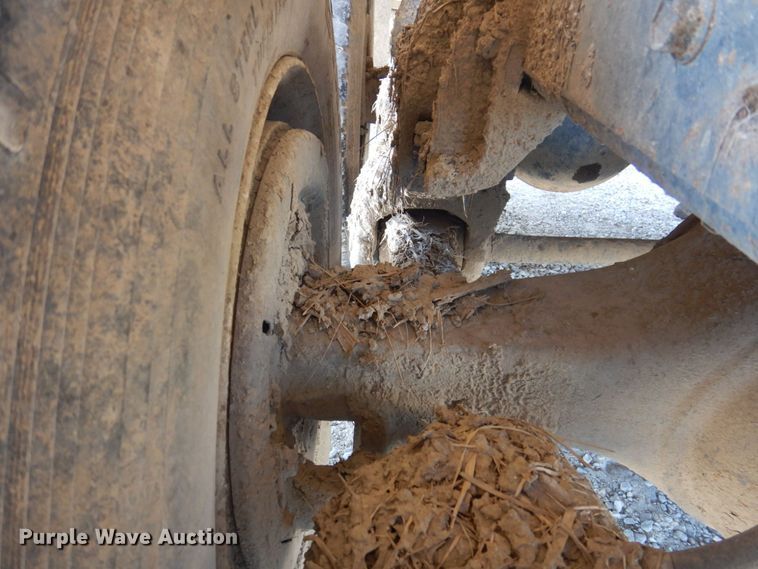 image for item DP0314 1993 International 4954  grain truck