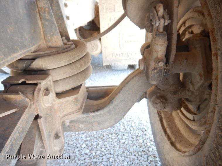 image for item DP0314 1993 International 4954  grain truck