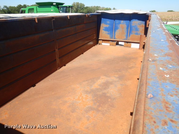 image for item DP0314 1993 International 4954  grain truck