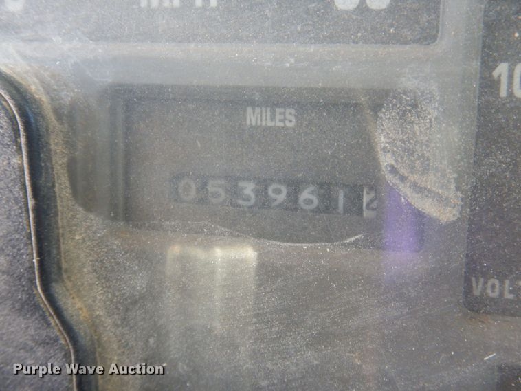 image for item DP0314 1993 International 4954  grain truck