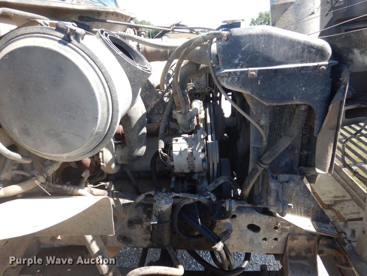 image for item DP0314 1993 International 4954  grain truck