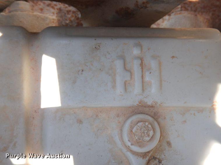 image for item DP0314 1993 International 4954  grain truck