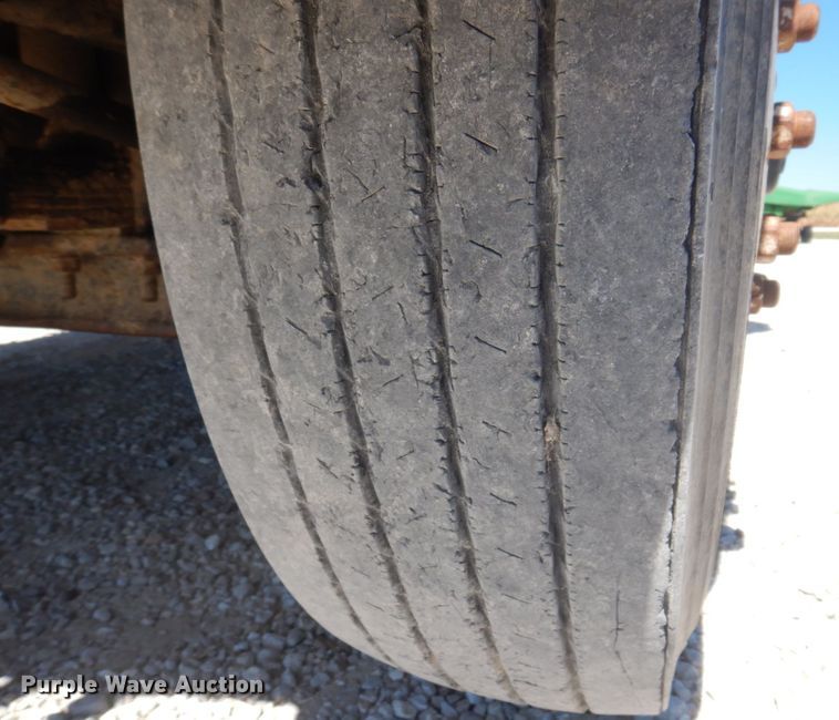 image for item DP0314 1993 International 4954  grain truck