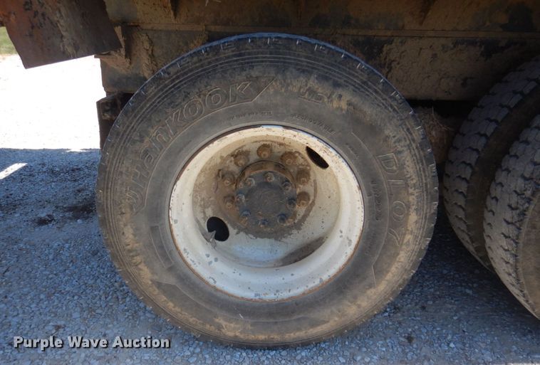 image for item DP0314 1993 International 4954  grain truck