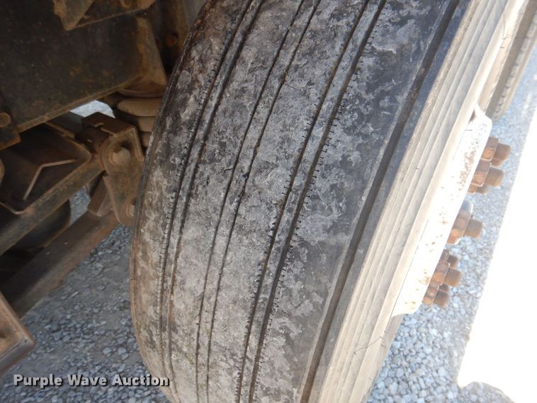 image for item DP0314 1993 International 4954  grain truck