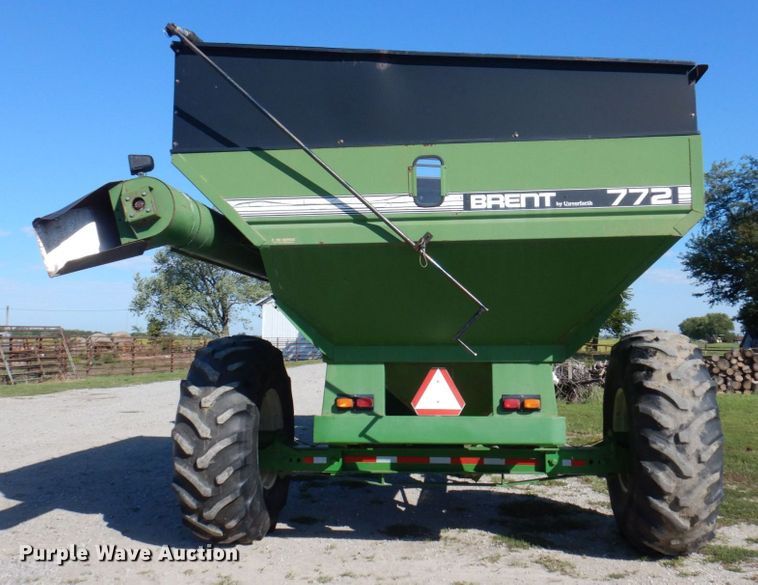 image for item DP0333 Brent GC772  grain cart