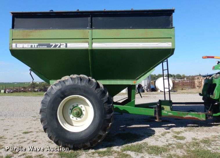 image for item DP0333 Brent GC772  grain cart