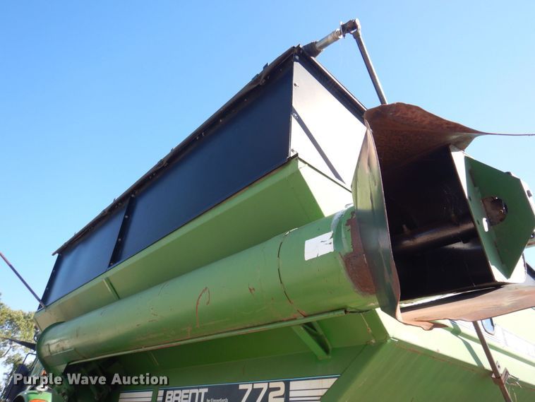 image for item DP0333 Brent GC772  grain cart