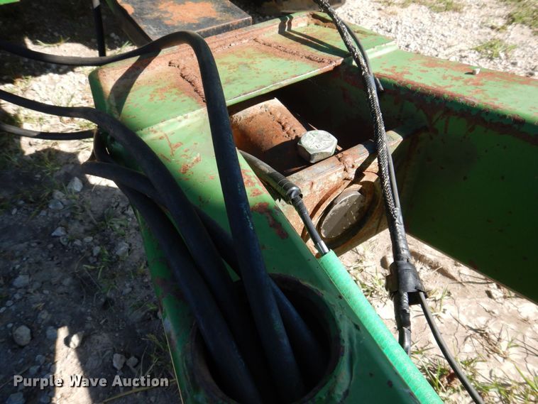 image for item DP0333 Brent GC772  grain cart