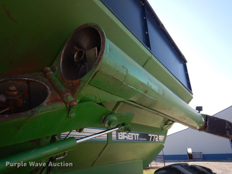 image for item DP0333 Brent GC772  grain cart