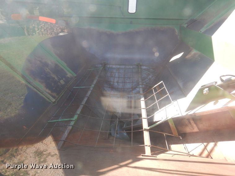 image for item DP0333 Brent GC772  grain cart