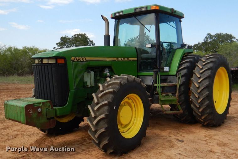 image for item DR2030 1995 John Deere 8400  MFWD tractor