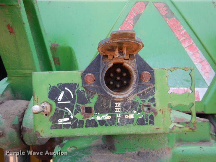 image for item DR2030 1995 John Deere 8400  MFWD tractor