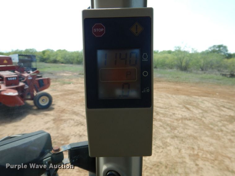 image for item DR2030 1995 John Deere 8400  MFWD tractor