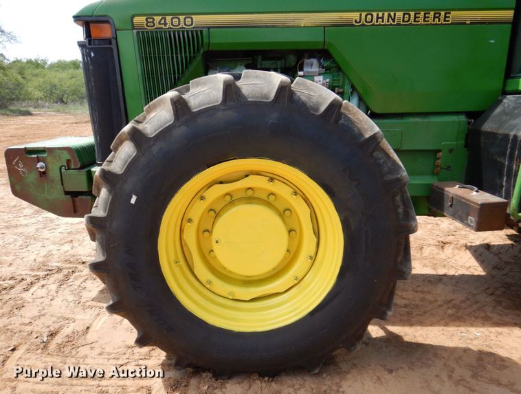 image for item DR2030 1995 John Deere 8400  MFWD tractor