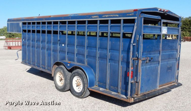 image for item DS1384 1993 Titan  livestock trailer
