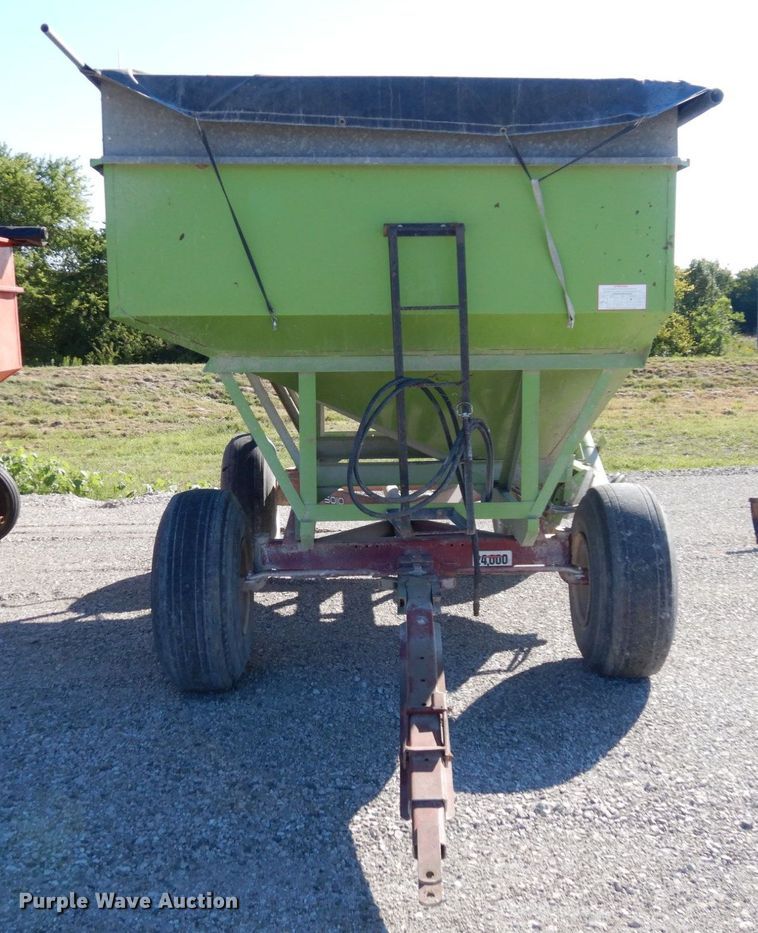 image for item DS1386 Parker J2500  gravity wagon