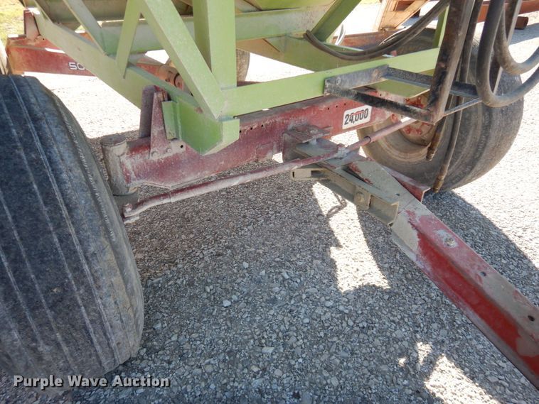 image for item DS1386 Parker J2500  gravity wagon